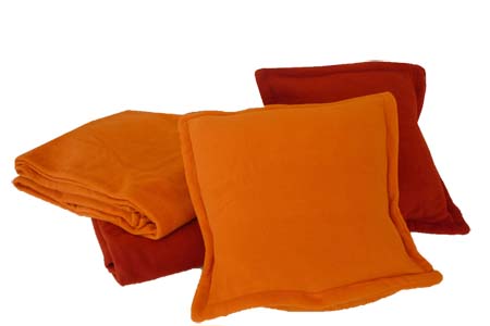 4 tlg. Fleece Set (2 Kissenhüllen, 2 Decken) orange-rot SONDERAK